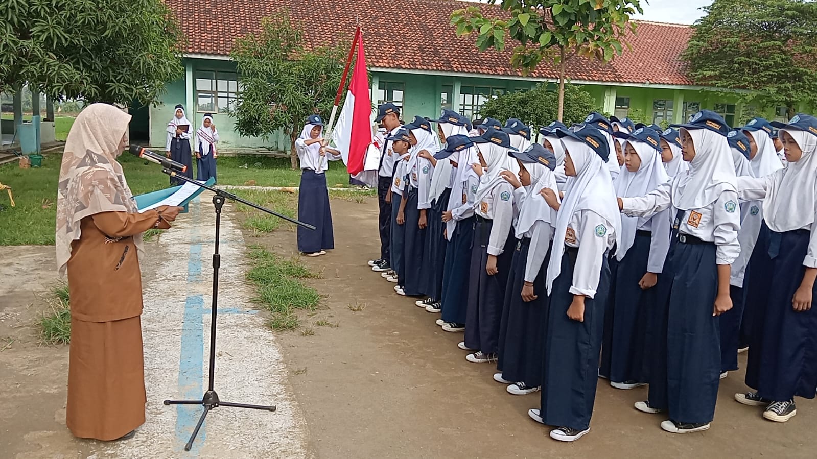 Pelantikan Pengurus OSIS SMPN 4 Sumberjaya Masa Bakti 2023/2024